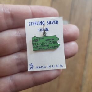 New Old Stock Sterling Silver & Enamal Pennsylvania State Map Charm Green OFFICE